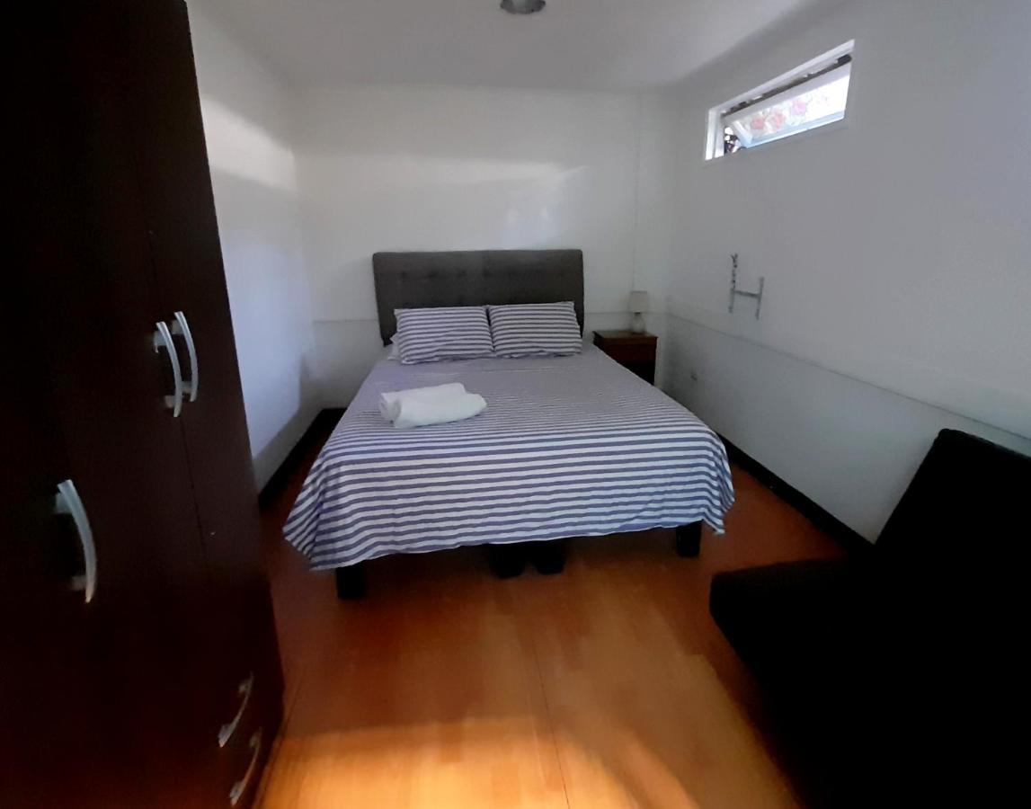 Atacama Hostel Backpackers Сантяго Екстериор снимка